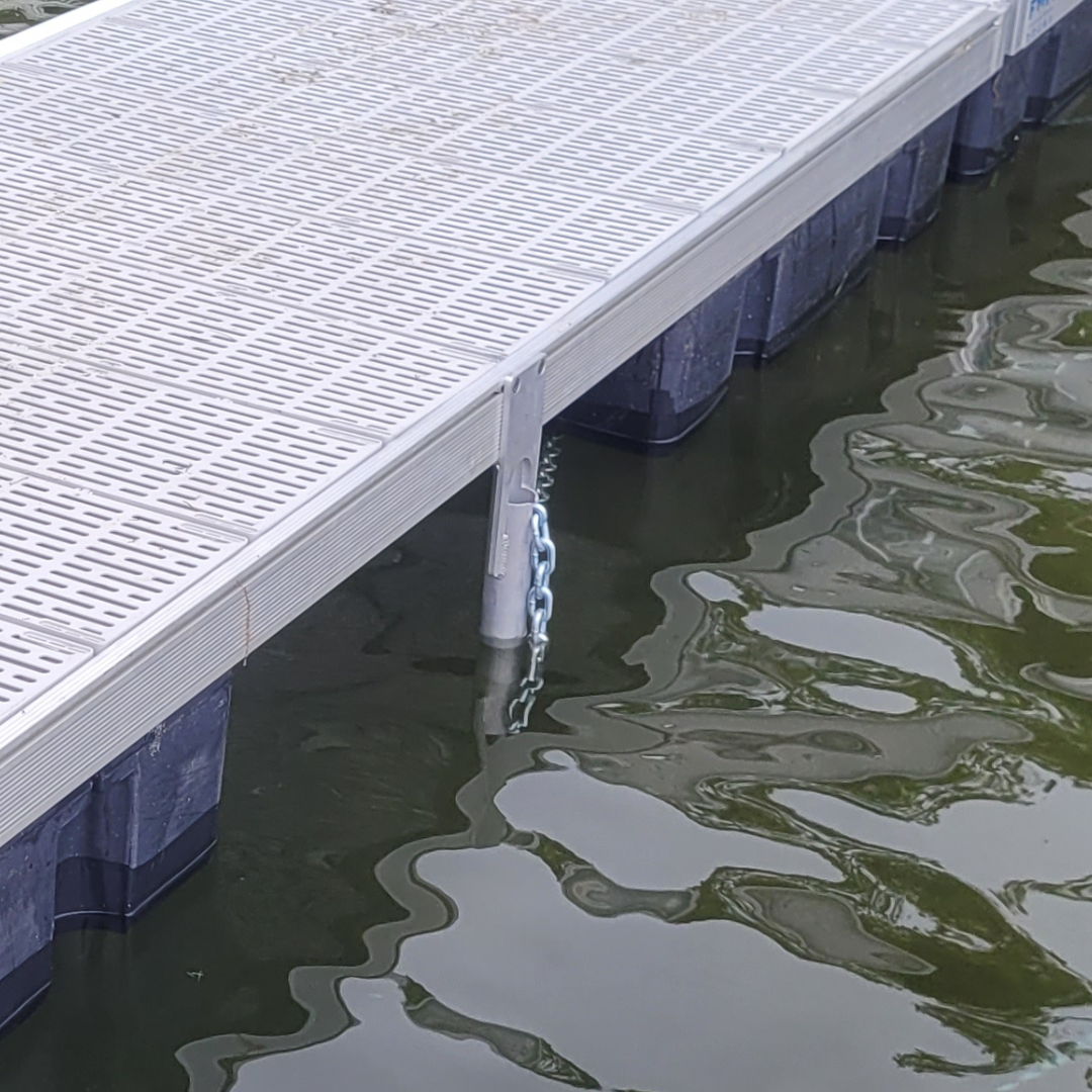 fwmdocksdeadweightbracket26